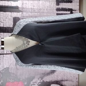 ❤️6 items for $25 sale!!❤️ Avenue Black Poncho Cardigan